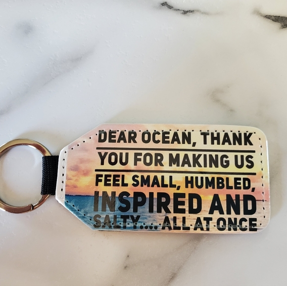 Dear Ocean Keychain - Picture 4 of 7
